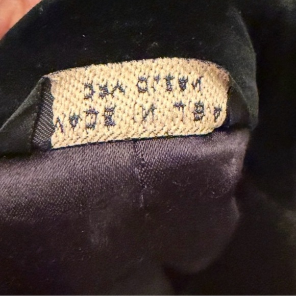 Handsome Gray Herringbone Tweed 100% Wool Long Coat  With Velvet Collar - Picture 12 of 12